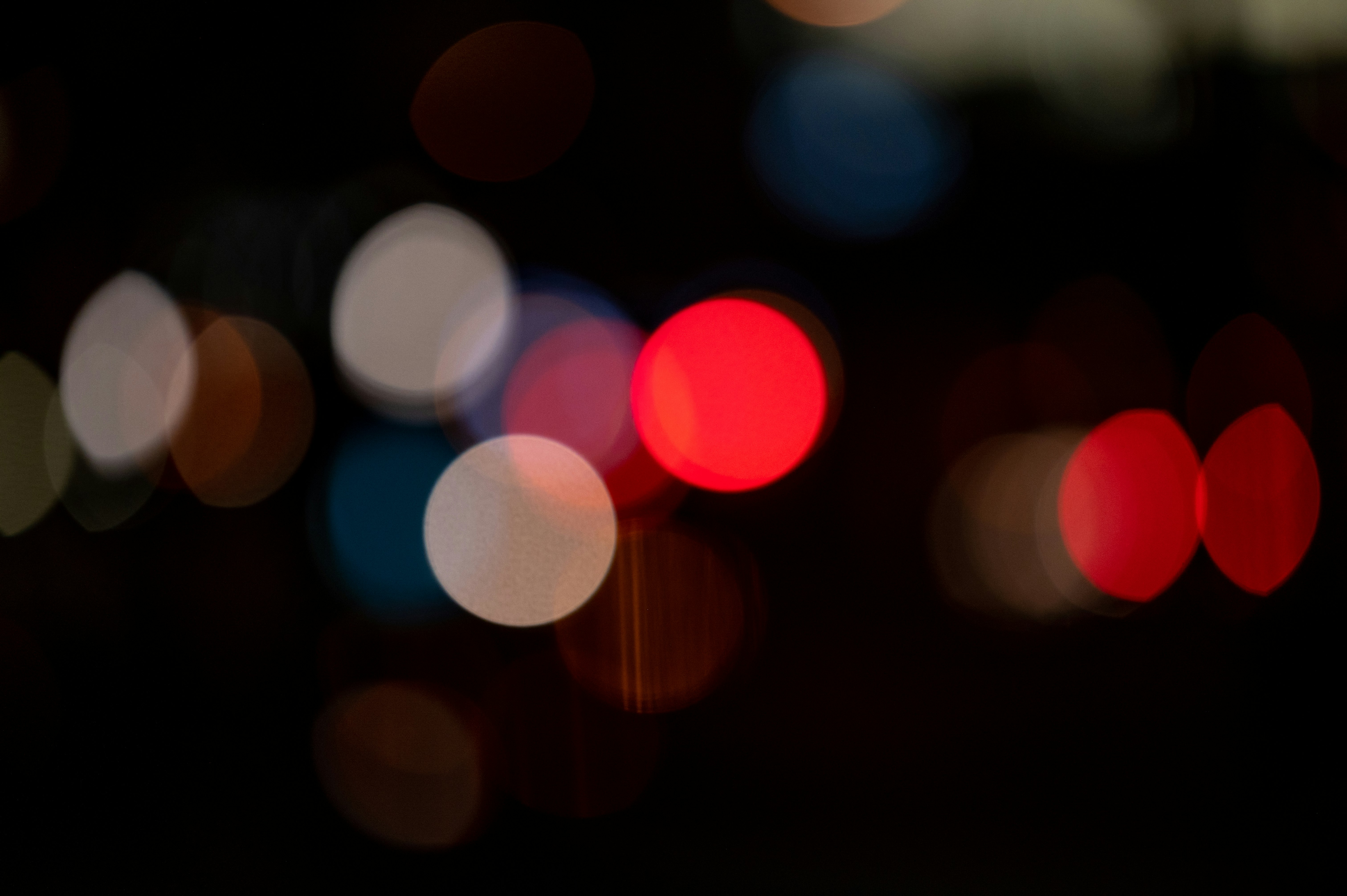 red and yellow bokeh lights